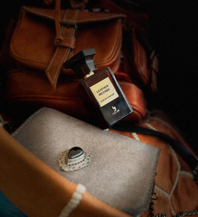 Máš rád vůni kůže? Tak neváhej a zkus LEATHER INCENSE od Volare. Vůně je velmi autentická, ale přesto jemná a decentní....